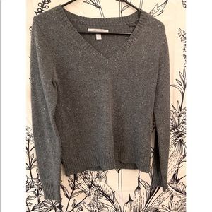 Old navy dark grey v neck sweater M